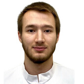 Абдулзагиров Заур Русланович — стоматолог-хирург