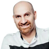 Товмасян Давид Рафаелович — стоматолог, стоматолог-хирург