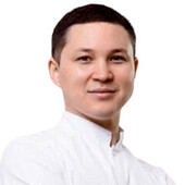 Дузмухамбетов Ринат Ситанович — косметолог