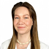 Баженова Ксения Алексеевна — врач ЛФК