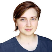 Аппазова Арина Вадимовна — стоматолог, гигиенист стоматологический