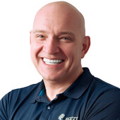 Бондаренко Сергей Васильевич — стоматолог-терапевт