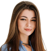 Иванова Дарья Евгеньевна — стоматолог, стоматолог-ортодонт