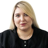 Китаева Ксения Сергеевна — стоматолог-пародонтолог, стоматолог-хирург