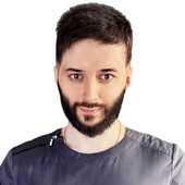 Лурье Максим Кахаевич — стоматолог-имплантолог