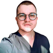 Кутузов Матвей Олегович — ортопед