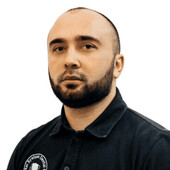Баков Беслан Русланович — стоматолог-хирург, стоматолог