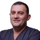 Айрапетян Карен Вараздатович — стоматолог, стоматолог-хирург
