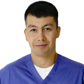 Орунбаев Азиз Закиржанович — уролог