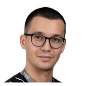 Курелов Руслан Сафарбиевич — стоматолог