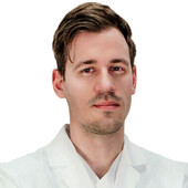 Винокуров Никита Сергеевич — стоматолог-хирург