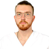 Кулешов Дмитрий Сергеевич — стоматолог-хирург