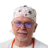 Рощин Вадим Аркадьевич — педиатр