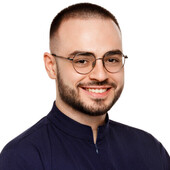 Абаев Алан Зоинбекович — стоматолог, стоматолог-хирург