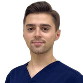 Яцишин Владислав Васильевич — массажист, врач ЛФК