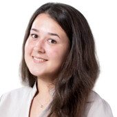 Колесникова Евгения Ярославовна — стоматолог-ортодонт