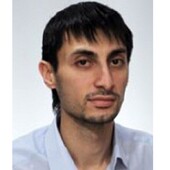 Хачатрян Мнацакан Тигранович — окулист (офтальмолог)