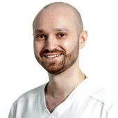 Мясников Алексей Алексеевич — стоматолог-терапевт