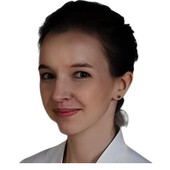 Стулова Анна Николаевна — окулист (офтальмолог), лазерный хирург