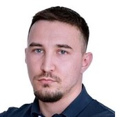 Мустафин Руслан Ринатович — стоматолог-хирург