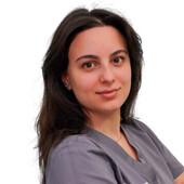 Сафарян Наира Гагиковна — стоматолог