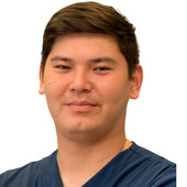 Укубаев Тимур Уразович — окулист (офтальмолог), офтальмохирург