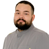 Сафонов Константин Игоревич — стоматолог-пародонтолог, стоматолог