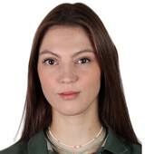 Ткачук Ксения Владимировна — стоматолог, гигиенист стоматологический