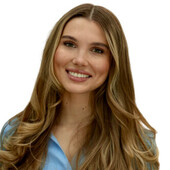 Шутова Дарья Александровна — стоматолог, стоматолог-ортодонт