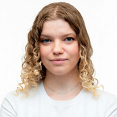 Гаврина Полина Сергеевна — врач ЛФК