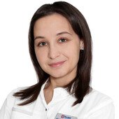 Валиуллина Элина Булатовна — стоматолог-гигиенист