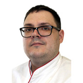 Мещеров Артем Саидович — терапевт