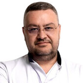 Сандер Мустафа Диляверович — флеболог