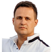 Бахарев Дмитрий Владимирович — хирург