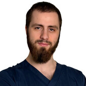 Гамзалов Муса Магомедович — челюстно-лицевой хирург, стоматолог