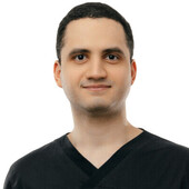 Минасян Эдуард Каренович — стоматолог, стоматолог-хирург