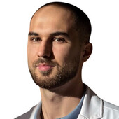 Барсегян Леонид Андроникович — пластический хирург