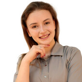 Тихомирова Ярославна Сергеевна — стоматолог, стоматолог-ортопед