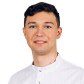 Драгалев Евгений Сергеевич — стоматолог, стоматолог-хирург