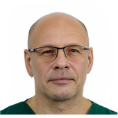 Толстов Олег Анатольевич — кинезиолог, врач ЛФК