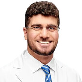 Намоян Андраник Мусаевич — пластический хирург