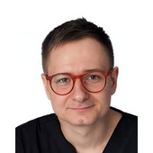 Можаев Артем Андреевич — пластический хирург