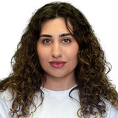 Арустамова Светлана Игоревна — стоматолог, стоматолог-хирург