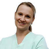 Крюкова Анна Викторовна — стоматолог, стоматолог-терапевт