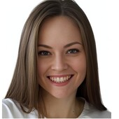 Ширяева Анастасия Дмитриевна — стоматолог, стоматолог-ортодонт