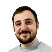 Пхалагов Сослан Вячеславович — стоматолог-терапевт, стоматолог