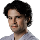 Шамас Махмуд Мохамад Диб — окулист (офтальмолог)