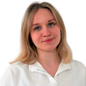 Круц Алина Максимовна — стоматолог