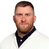 Калмыков Иван Игоревич — травматолог-ортопед