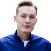 Сулейманов Азамат Марселевич — стоматолог, стоматолог-ортопед